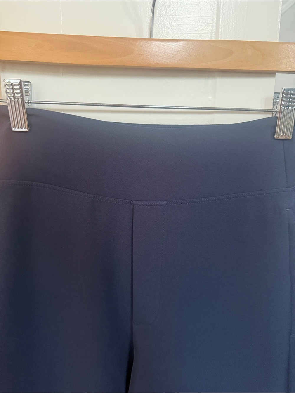 Athleta NWOT Endless Ankle Pants in Navy 6 - Picture 3 of 8